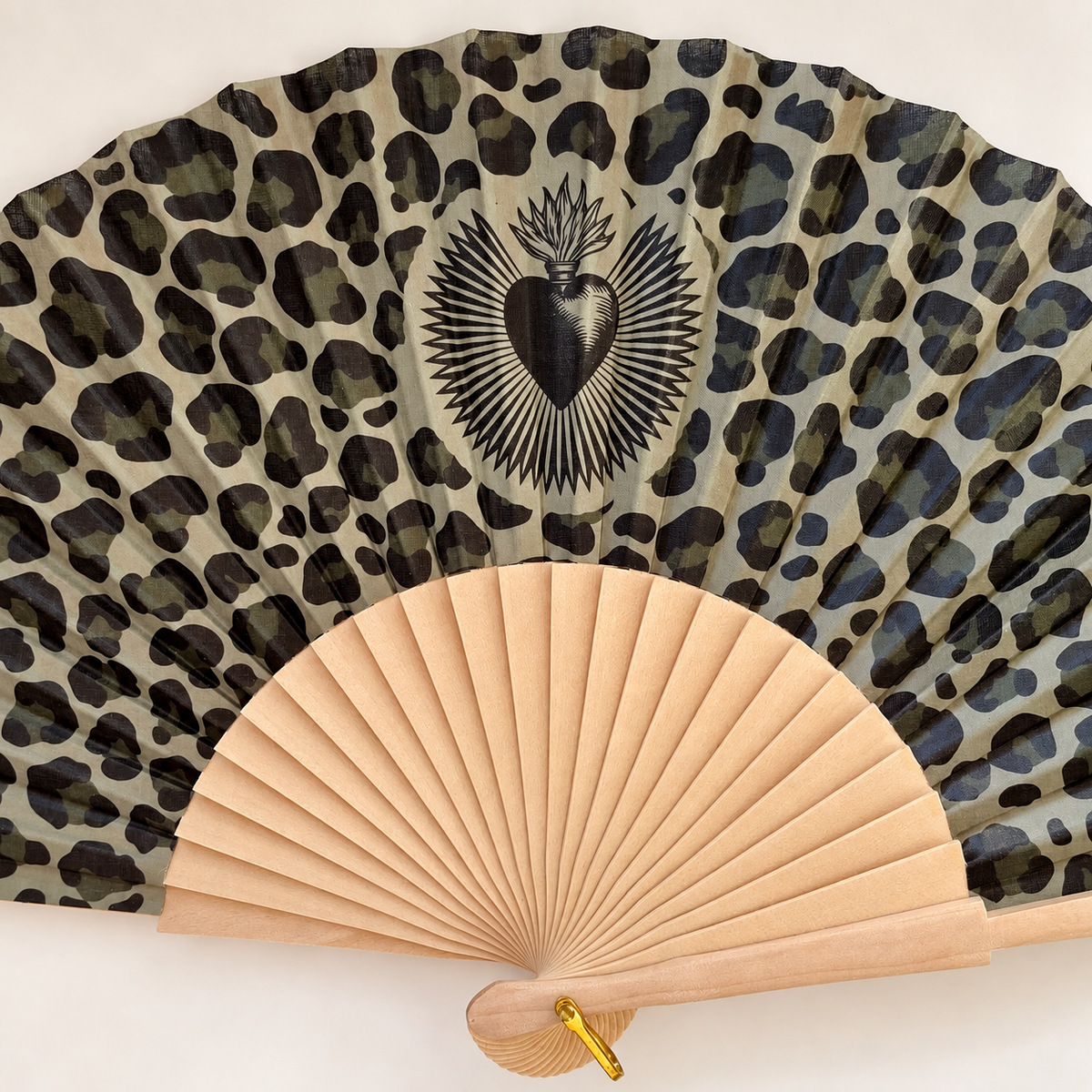 LEOPARD KAKI COEUR EX-VOTO