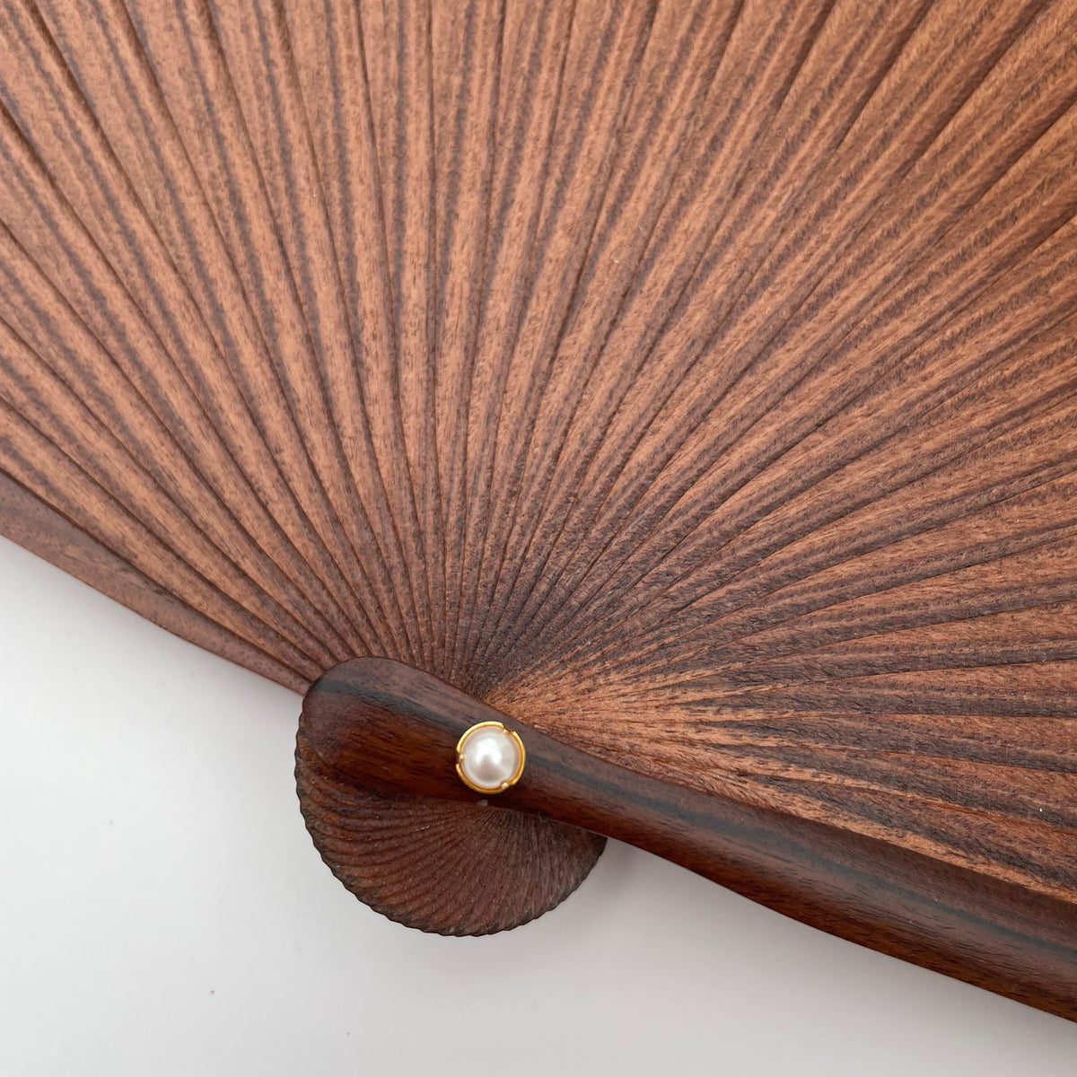 Ivory Eminence prestige fan by mataz