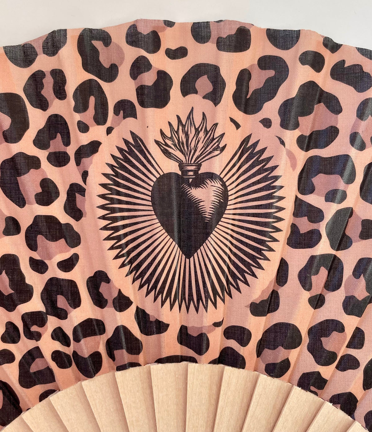 ÉVENTAIL ILLUSTRE LEOPARD MARRON – éventail by mataz